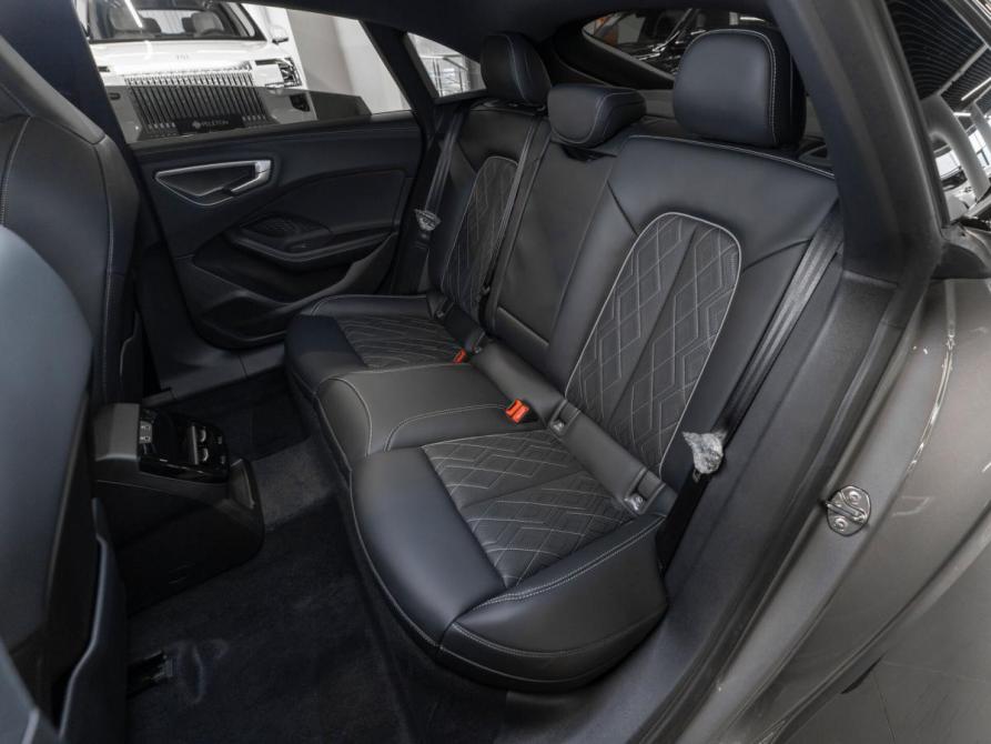 Audi A5 III (B10) Москва  - изображение 13