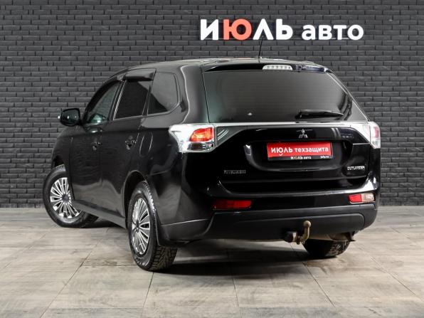 Mitsubishi Outlander III с пробегом 2013 года, цена 1 000 000 рублей, 306197 км, внедорожник, Автокод Объявления