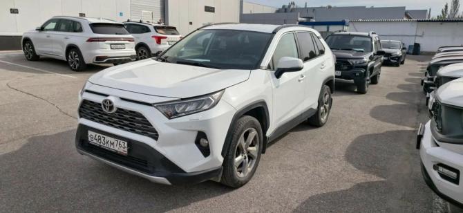 Toyota RAV4 V (XA50)