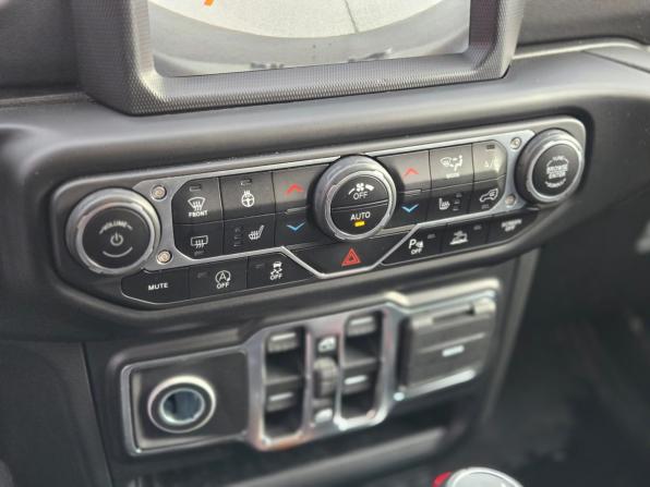 Jeep Wrangler IV (JL) с пробегом 2021 года, цена 5 549 000 рублей, 27000 км, внедорожник, Автокод Объявления