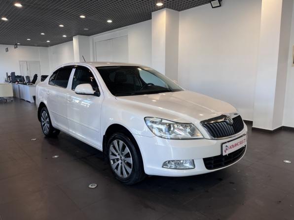 Skoda Octavia II (A5) Рестайлинг с пробегом 2013 года, цена 940 000 рублей, 125848 км, лифтбек, Автокод Объявления