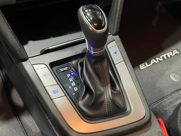 Hyundai Elantra VI (AD) с пробегом 2017 года, цена 1 495 000 рублей, 88847 км, седан, Автокод Объявления