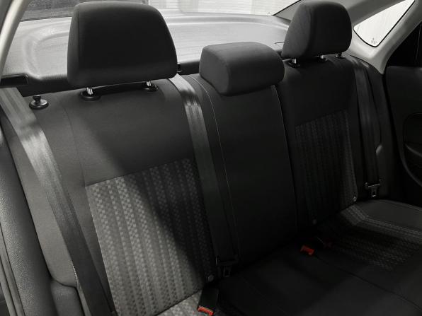 Volkswagen Polo V с пробегом 2015 года, цена 1 045 000 рублей, 100882 км, седан, Автокод Объявления