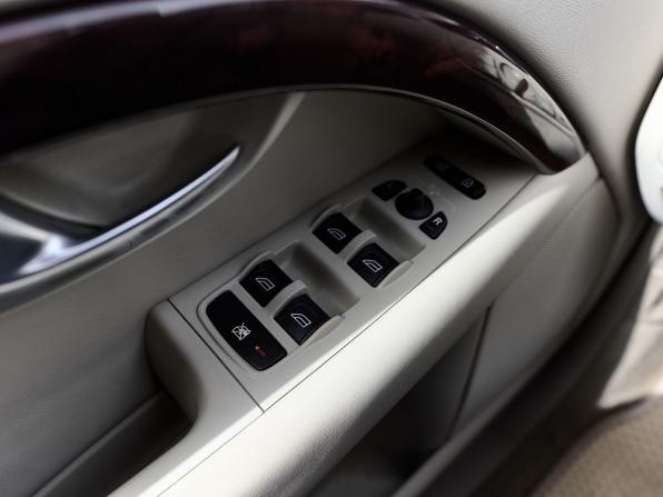 Volvo XC70 II с пробегом 2008 года, цена 1 148 000 рублей, 220146 км, универсал, Автокод Объявления
