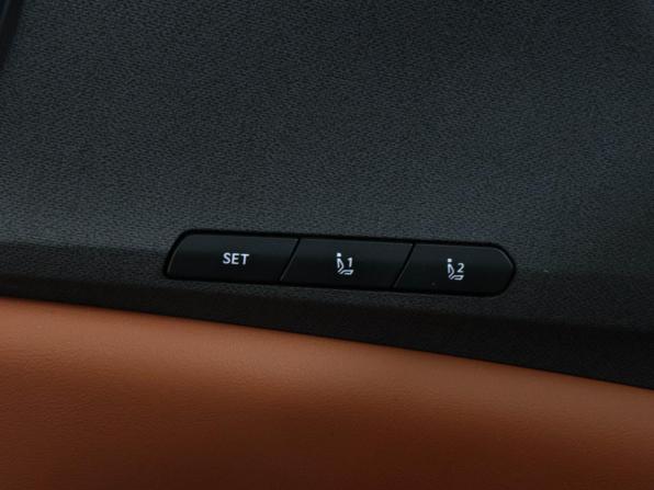 Kia Carnival IV Рестайлинг с пробегом 2024 года, цена 5 500 000 рублей, 58076 км, минивэн, Автокод Объявления