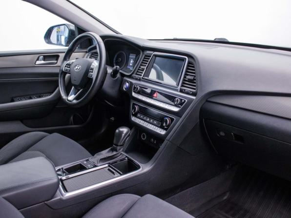 Hyundai Sonata VII (LF) Рестайлинг с пробегом 2018 года, цена 1 700 000 рублей, 105227 км, седан, Автокод Объявления