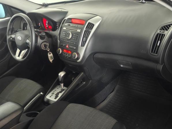 Kia Ceed I Рестайлинг с пробегом 2011 года, цена 550 000 рублей, 233824 км, хэтчбек, Автокод Объявления