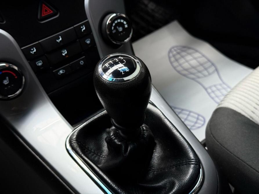 Chevrolet Cruze I Рестайлинг Ижевск  - изображение 17
