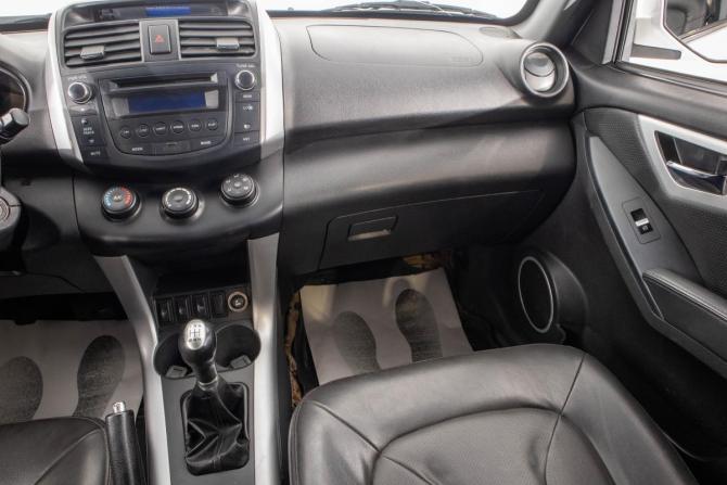 Lifan X60 I Рестайлинг с пробегом 2015 года, цена 729 000 рублей, 88300 км, внедорожник, Автокод Объявления