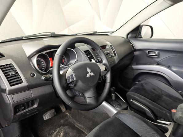 Mitsubishi Outlander II с пробегом 2008 года, цена 699 000 рублей, 449898 км, внедорожник, Автокод Объявления