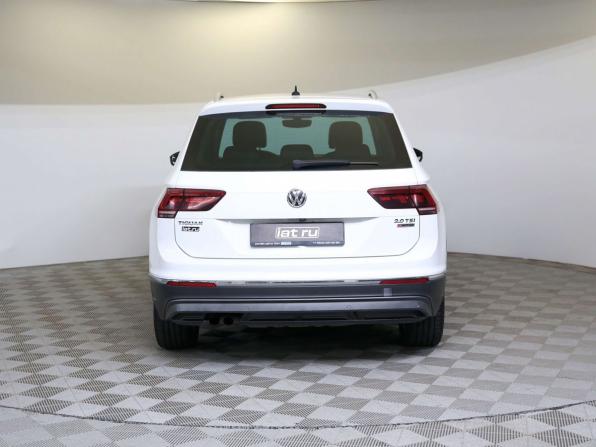 Volkswagen Tiguan II с пробегом 2017 года, цена 1 970 000 рублей, 198748 км, внедорожник, Автокод Объявления