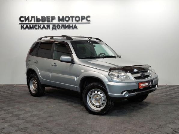 Chevrolet Niva I Рестайлинг с пробегом 2015 года, цена 580 000 рублей, 94000 км, внедорожник, Автокод Объявления