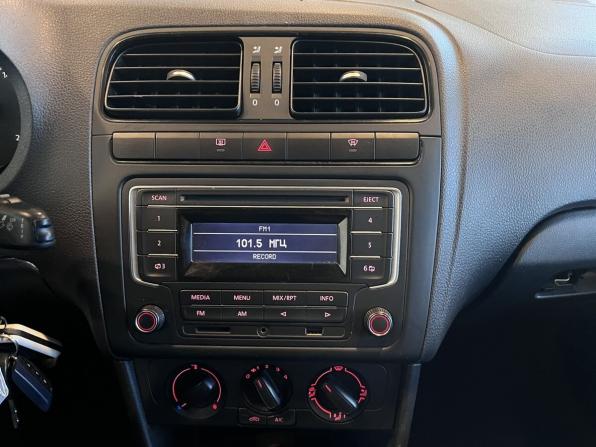 Volkswagen Polo V с пробегом 2015 года, цена 535 000 рублей, 251881 км, седан, Автокод Объявления