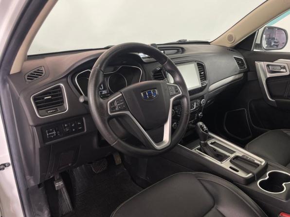 Geely Emgrand X7 I Рестайлинг 2 с пробегом 2018 года, цена 1 300 000 рублей, 133478 км, внедорожник, Автокод Объявления