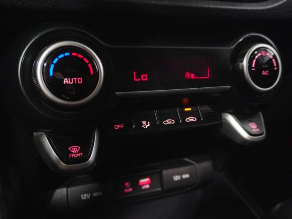 Kia Rio IV с пробегом 2018 года, цена 1 543 000 рублей, 107865 км, хэтчбек, Автокод Объявления