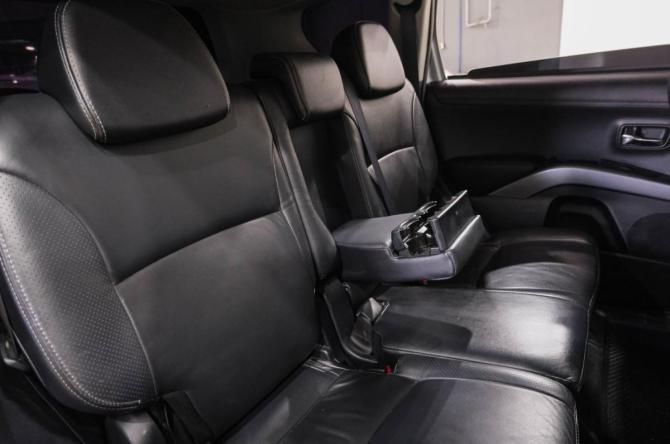 Mitsubishi Outlander II Рестайлинг с пробегом 2011 года, цена 1 449 000 рублей, 242000 км, внедорожник, Автокод Объявления