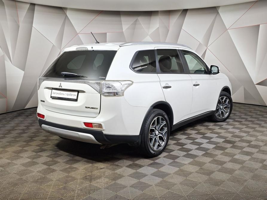 Mitsubishi Outlander III Рестайлинг Москва  - изображение 2