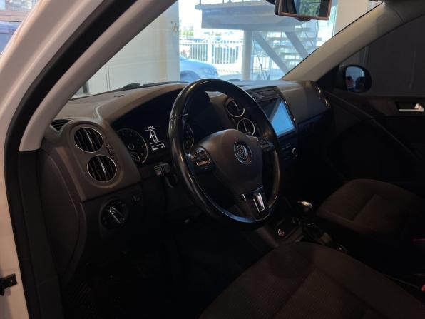 Volkswagen Tiguan I Рестайлинг с пробегом 2012 года, цена 1 560 000 рублей, 100021 км, внедорожник, Автокод Объявления