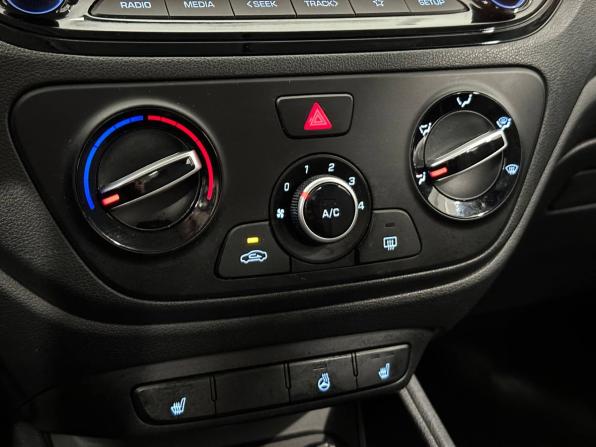 Hyundai Solaris II Рестайлинг с пробегом 2021 года, цена 1 837 000 рублей, 24481 км, седан, Автокод Объявления