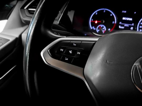 Volkswagen Caravelle T6 Рестайлинг с пробегом 2020 года, цена 3 950 000 рублей, 162597 км, минивэн, Автокод Объявления