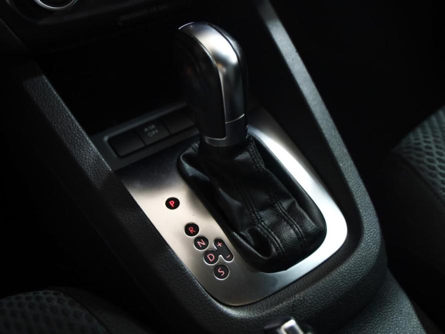 Volkswagen Jetta VI Санкт-Петербург  - изображение 15