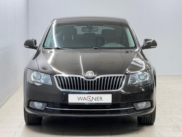 Skoda Superb II Рестайлинг с пробегом 2014 года, цена 1 245 000 рублей, 188341 км, лифтбек, Автокод Объявления