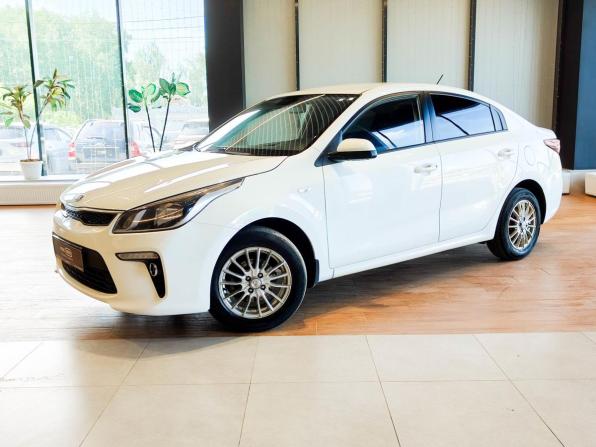 Kia Rio IV с пробегом 2020 года, цена 1 002 700 рублей, 252166 км, седан, Автокод Объявления