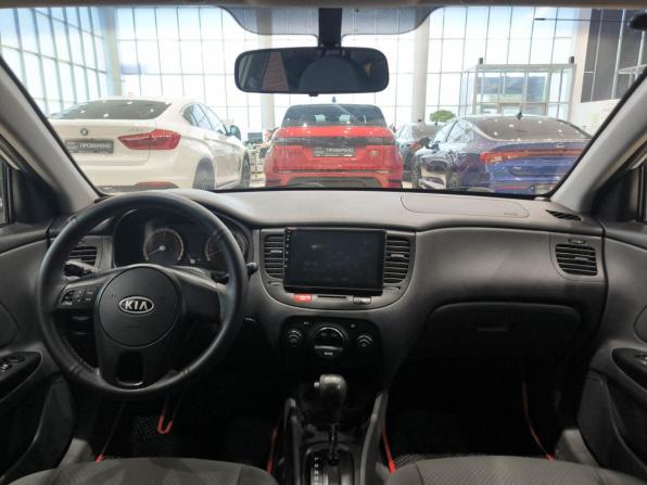 Kia Rio II Рестайлинг с пробегом 2011 года, цена 599 000 рублей, 205680 км, седан, Автокод Объявления