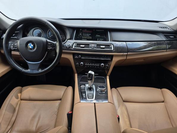 BMW 7 серии V (F01/F02/F04) Рестайлинг с пробегом 2013 года, цена 2 050 000 рублей, 282823 км, седан, Автокод Объявления