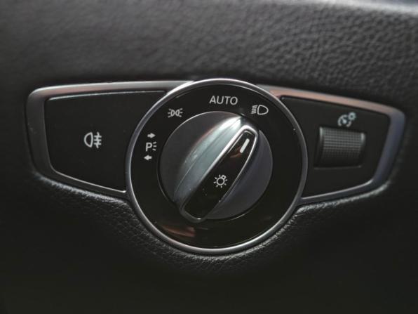 Mercedes-Benz E-Класс V (W213 S213 C238) с пробегом 2016 года, цена 1 820 000 рублей, 180000 км, седан, Автокод Объявления