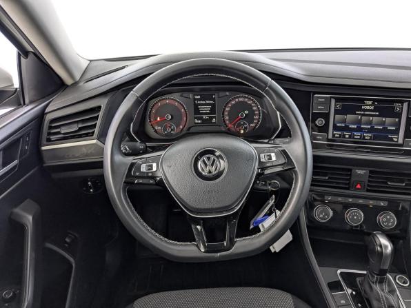 Volkswagen Jetta VII с пробегом 2021 года, цена 1 979 000 рублей, 49577 км, седан, Автокод Объявления
