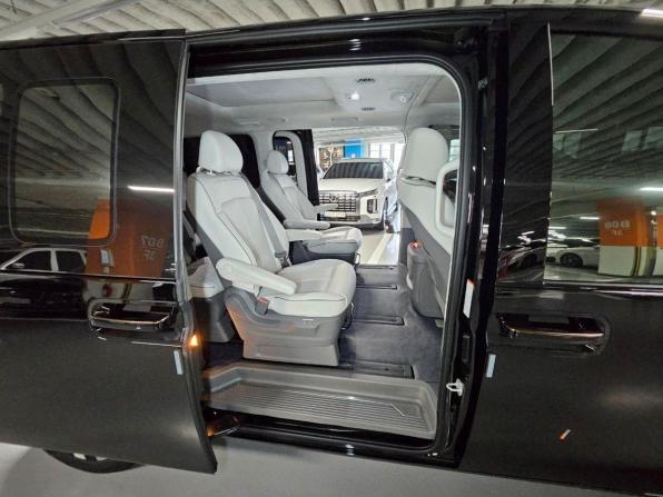 Hyundai Staria I с пробегом 2025 года, цена 8 490 000 рублей, 5500 км, минивэн, Автокод Объявления