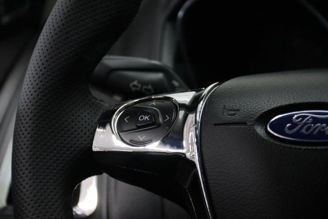 Ford Focus III с пробегом 2013 года, цена 830 350 рублей, 113127 км, хэтчбек, Автокод Объявления