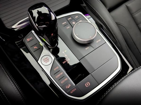 BMW X4 II (G02) Рестайлинг с пробегом 2024 года, цена 7 305 000 рублей, 12849 км, внедорожник, Автокод Объявления