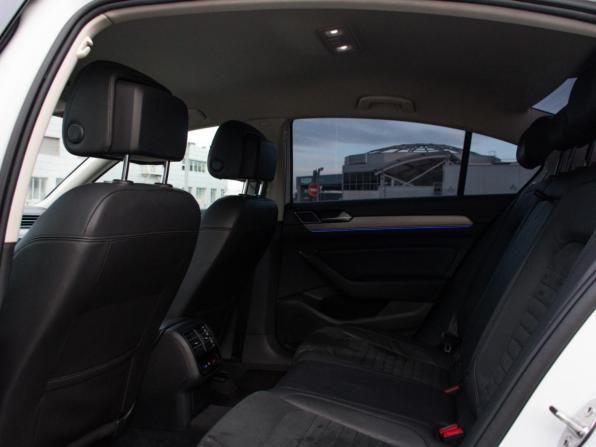 Volkswagen Passat B8 с пробегом 2016 года, цена 1 997 000 рублей, 132191 км, седан, Автокод Объявления
