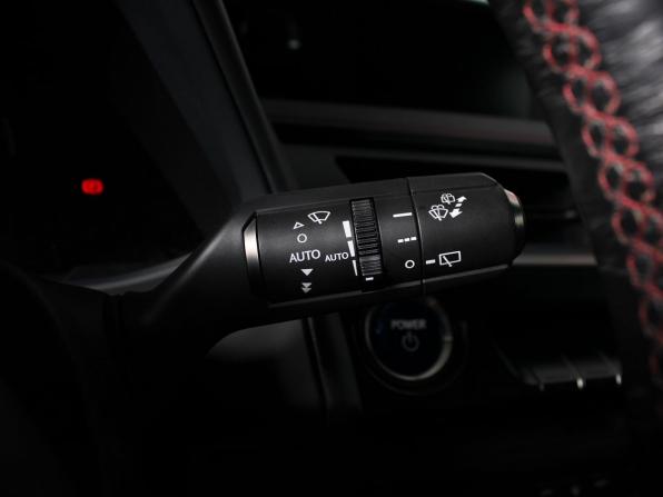 Lexus UX I с пробегом 2019 года, цена 3 049 000 рублей, 130086 км, внедорожник, Автокод Объявления