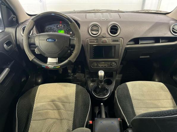 Ford Fusion I Рестайлинг с пробегом 2008 года, цена 415 000 рублей, 167684 км, хэтчбек, Автокод Объявления