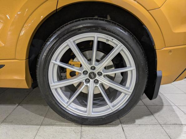 Audi Q8 I (4M) с пробегом 2018 года, цена 5 350 000 рублей, 105167 км, внедорожник, Автокод Объявления
