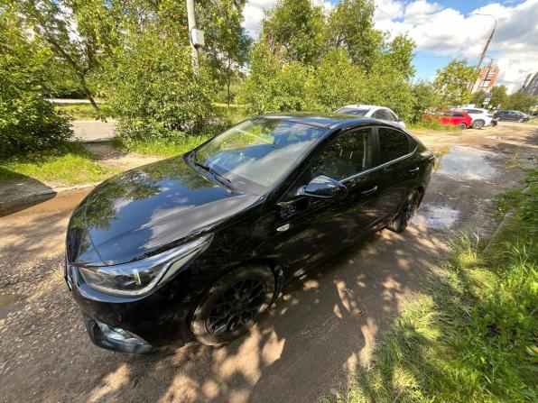 Hyundai Solaris II с пробегом 2017 года, цена 1 349 000 рублей, 98840 км, седан, Автокод Объявления