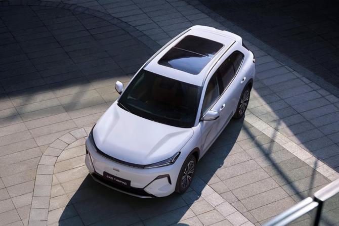 Новый Geely EX5 Гибрид 2026 года, цена 3 829 990 рублей, внедорожник, Автокод Объявления