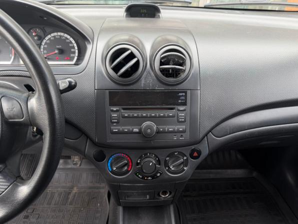 Chevrolet Aveo I Рестайлинг с пробегом 2011 года, цена 290 000 рублей, 108713 км, седан, Автокод Объявления