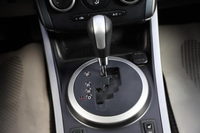 Mazda CX-7 I Рестайлинг с пробегом 2010 года, цена 949 000 рублей, 212111 км, внедорожник, Автокод Объявления