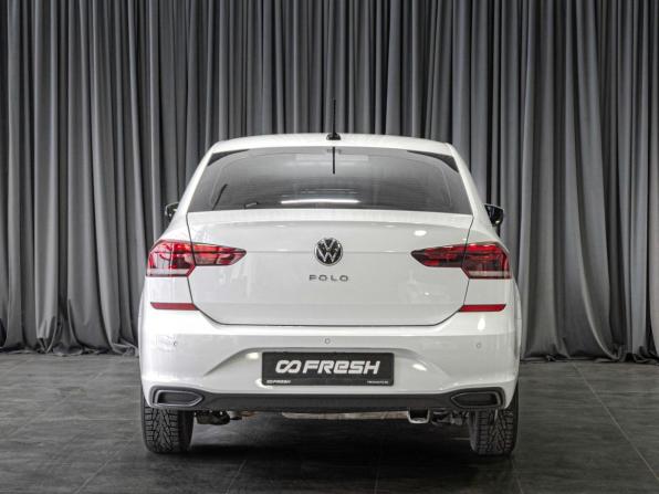 Volkswagen Polo VI с пробегом 2022 года, цена 1 549 070 рублей, 94181 км, лифтбек, Автокод Объявления