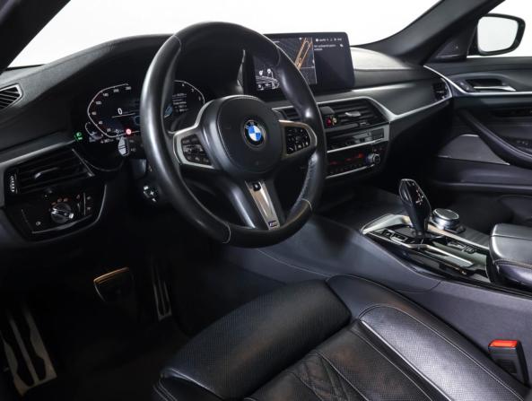 BMW 5 серии VII (G30/G31/G38) Рестайлинг с пробегом 2020 года, цена 5 780 000 рублей, 101278 км, седан, Автокод Объявления