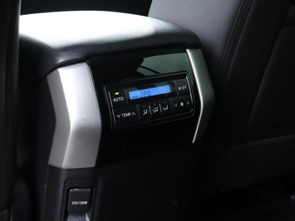Toyota Land Cruiser Prado 150 Series Рестайлинг 3 с пробегом 2020 года, цена 4 490 000 рублей, 230410 км, внедорожник, Автокод Объявления