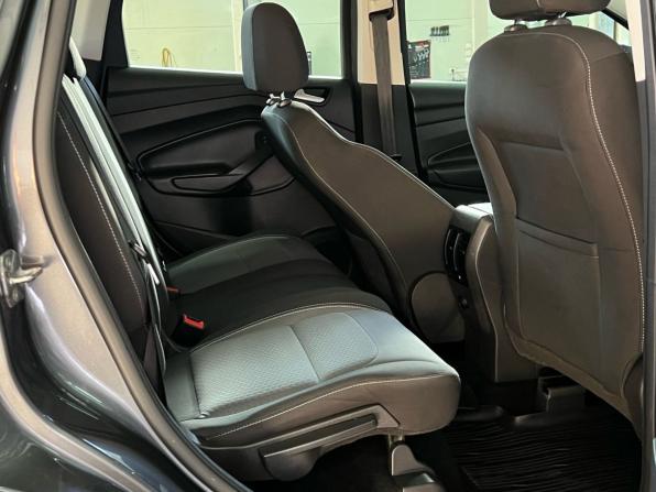 Ford Kuga II Рестайлинг с пробегом 2017 года, цена 1 577 000 рублей, 136402 км, внедорожник, Автокод Объявления
