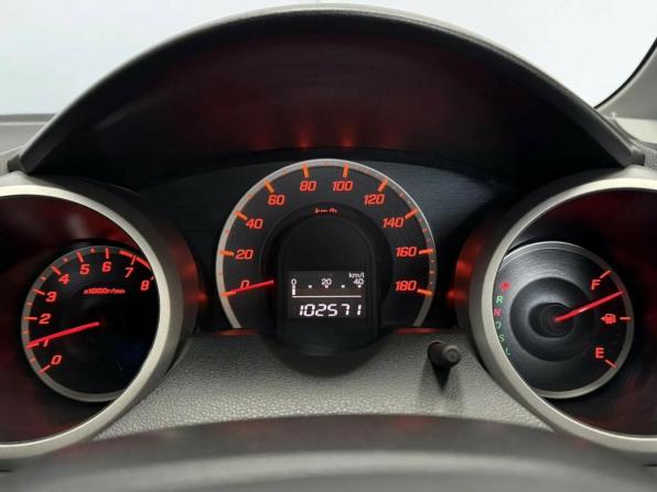 Honda Fit II с пробегом 2010 года, цена 795 000 рублей, 102564 км, хэтчбек, Автокод Объявления