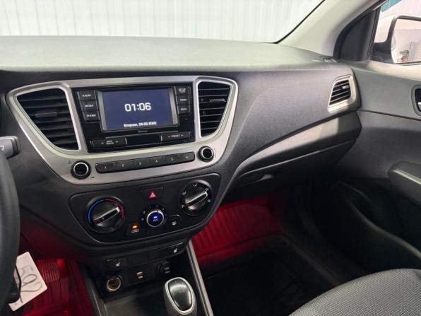 Hyundai Solaris II Рестайлинг с пробегом 2021 года, цена 1 567 000 рублей, 87361 км, седан, Автокод Объявления