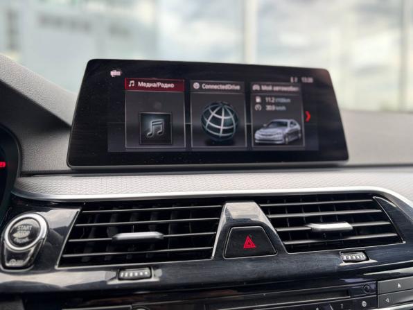 BMW 5 серии VII (G30/G31/G38) с пробегом 2019 года, цена 3 095 000 рублей, 201494 км, седан, Автокод Объявления