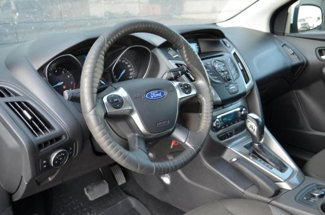 Ford Focus III с пробегом 2013 года, цена 849 900 рублей, 106388 км, хэтчбек, Автокод Объявления